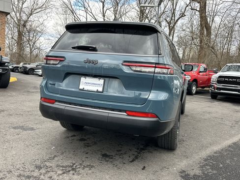 New 2026 Jeep Grand Cherokee L Limited w/ Limited Altitude Package image 17