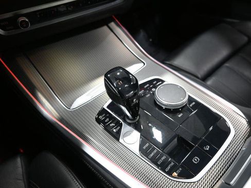 Used 2019 BMW X5 xDrive50i w/ M Sport Package image 23