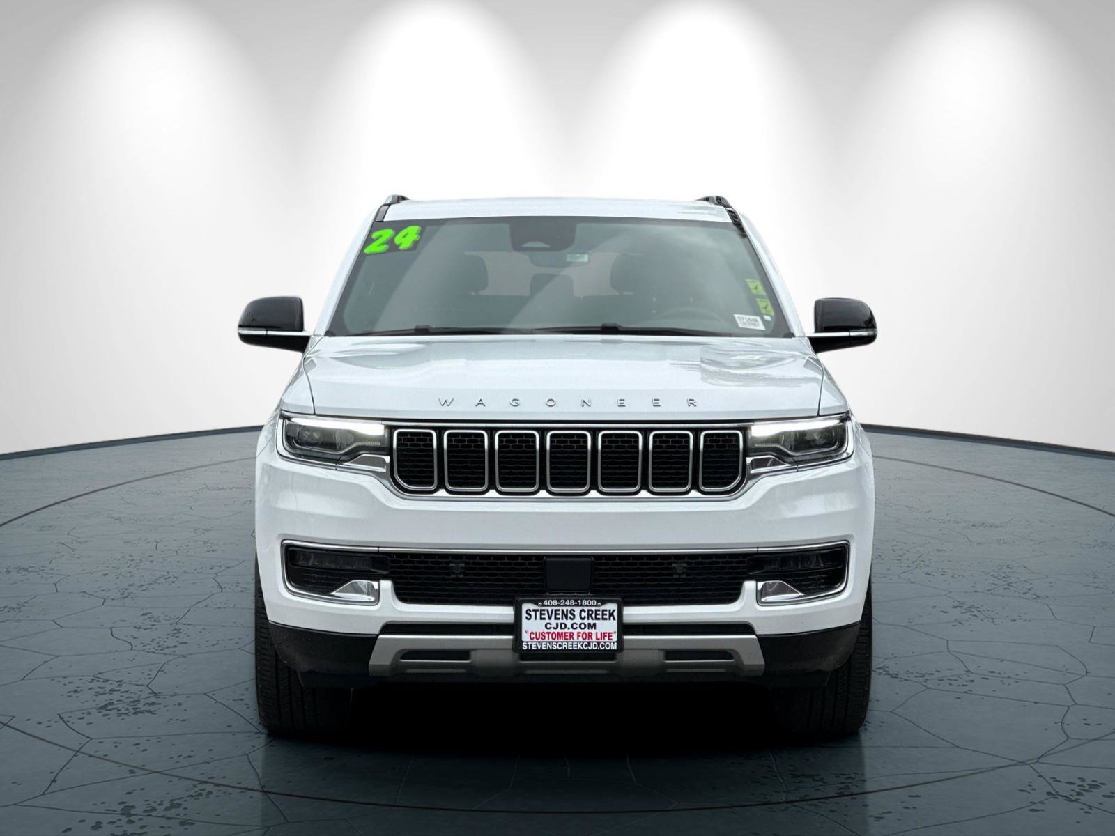Certified 2024 Jeep Wagoneer Series II AWD/4WD image 9