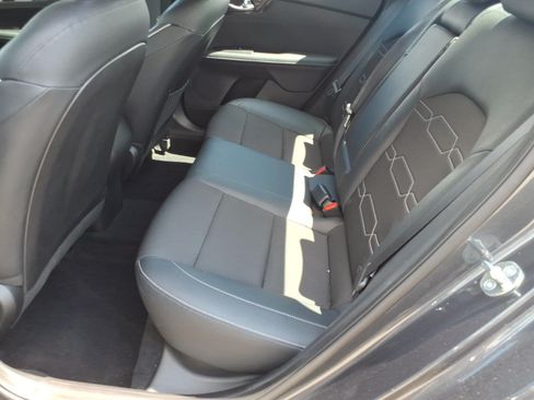 Used 2023 Kia Forte GT-Line w/ GT-Line Technology Package FWD image 8