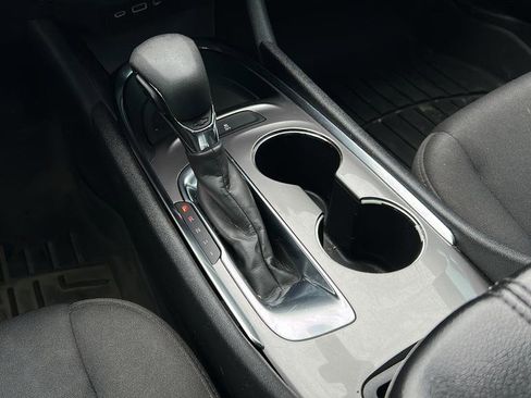 Used 2021 Chevrolet Malibu LT FWD image 23