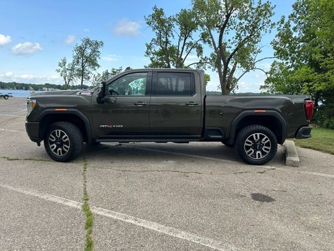 Used 2022 GMC Sierra 3500 AT4 w/ AT4 Premium Plus Package AWD/4WD image 8