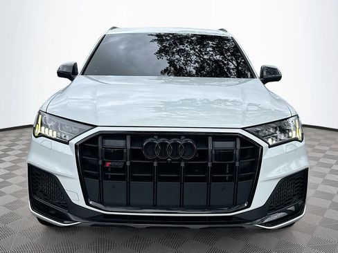 Used 2022 Audi SQ7 Prestige w/ Prestige Package AWD/4WD image 2