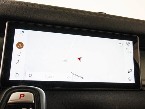 Used 2020 Land Rover Defender 110 SE image 22