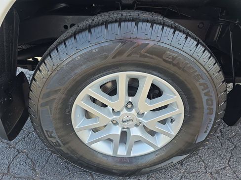 Used 2019 Nissan Frontier SV RWD image 17