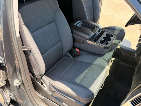 Used 2017 Chevrolet Silverado 1500 LT w/ Texas Edition RWD image 15