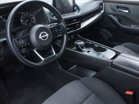 Used 2023 Nissan Rogue SV FWD image 13