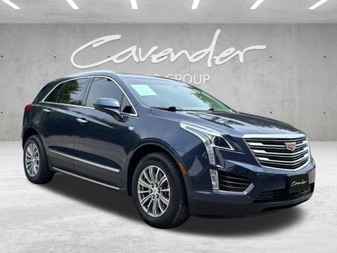 Used 2018 Cadillac XT5 Luxury w/ Driver Awareness Package FWD image 2