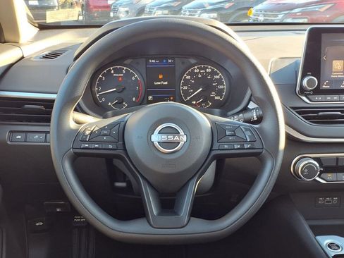 New 2025 Nissan Altima 2.5 S image 12