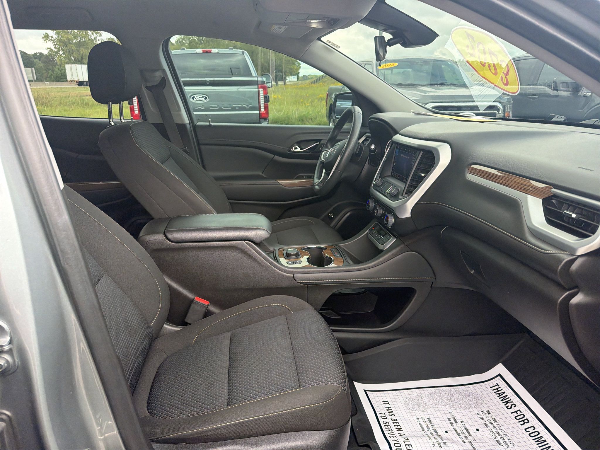 Used 2023 GMC Acadia SLE w/ Driver Convenience Package FWD image 20