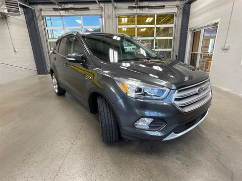 Used 2019 Ford Escape Titanium AWD/4WD image 7