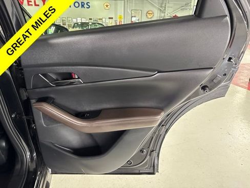 Used 2022 MAZDA CX-30 AWD 2.5 S w/ Premium Package image 36