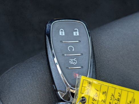 Used 2023 Chevrolet Malibu LT image 29