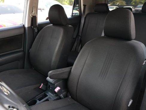 Used 2008 Scion xB FWD image 9