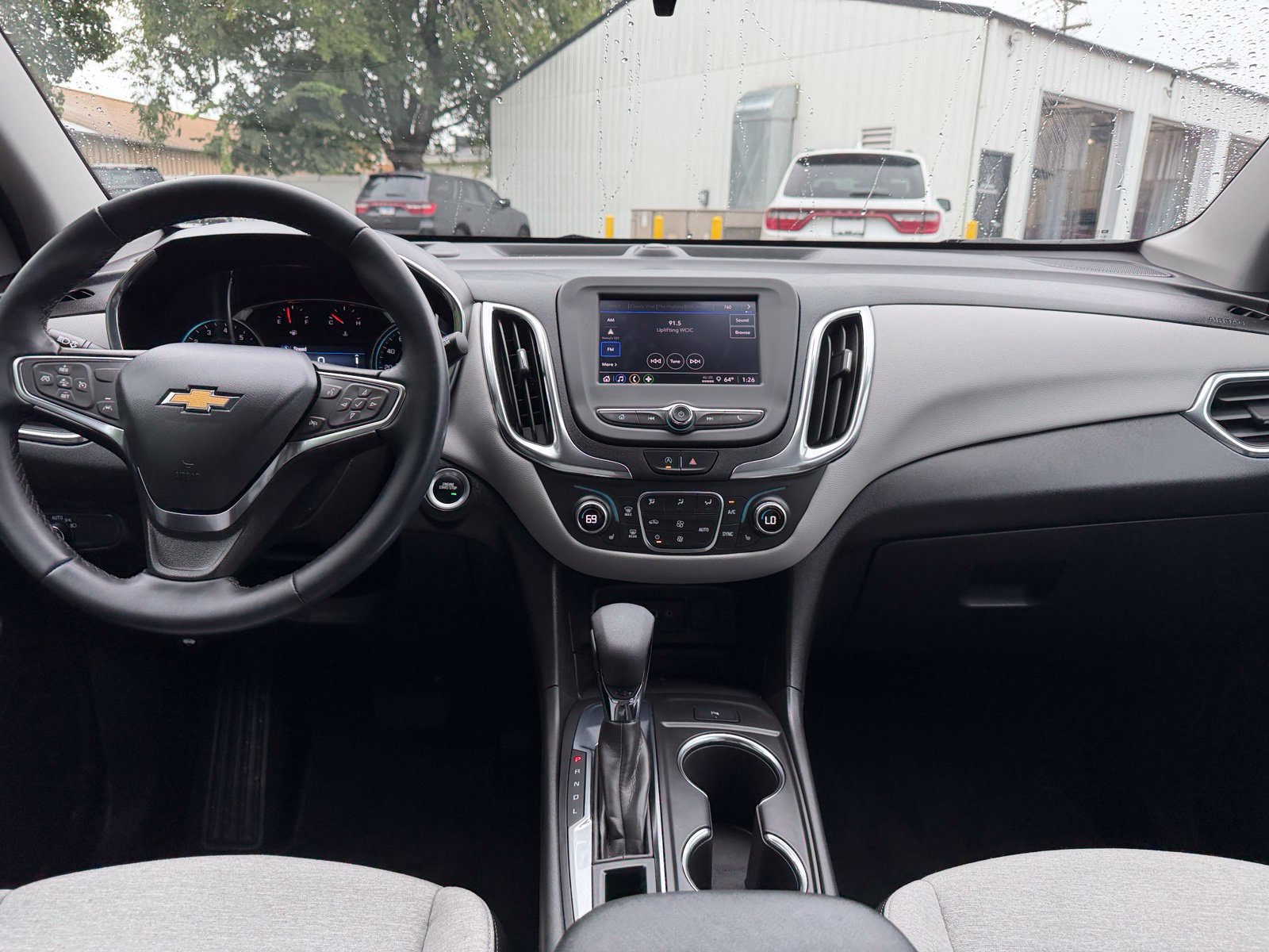 Used 2024 Chevrolet Equinox LT FWD image 20