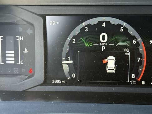Used 2026 Toyota 4Runner SR5 AWD/4WD image 12