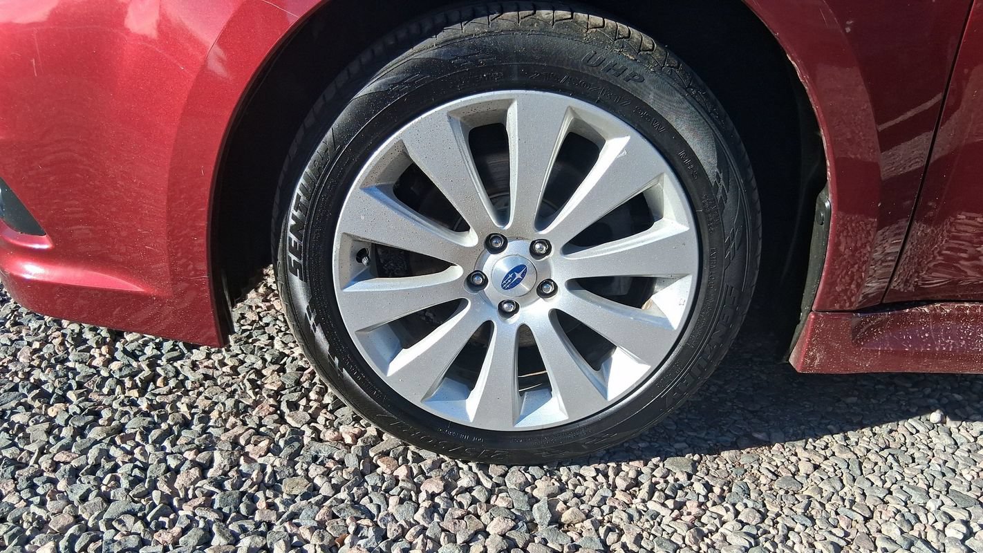 Used 2012 Subaru Legacy 2.5i Limited AWD/4WD image 23
