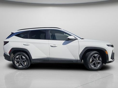 Used 2025 Hyundai Tucson SEL AWD/4WD image 23