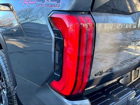Used 2024 Toyota Tundra Limited w/ TRD Off-Road Package image 27