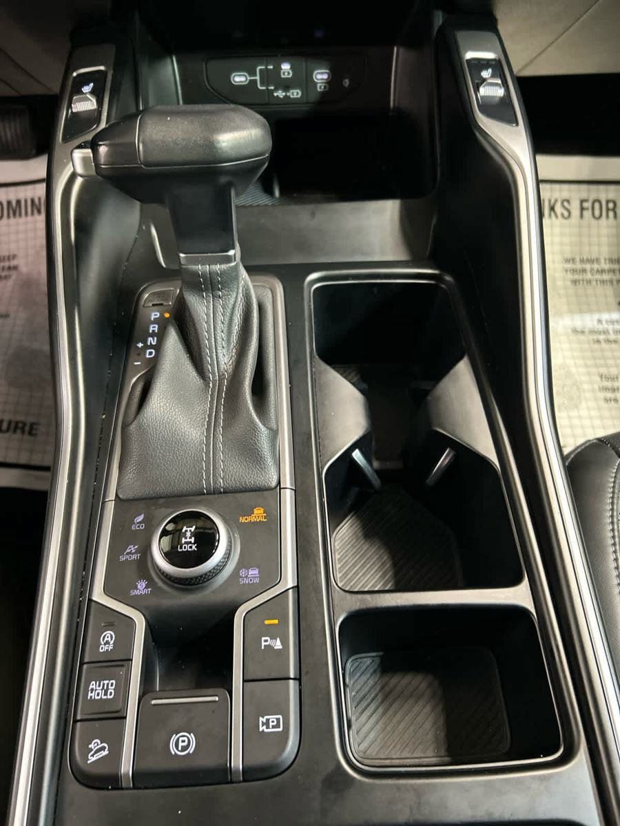 Used 2025 Kia Sorento S AWD/4WD image 7