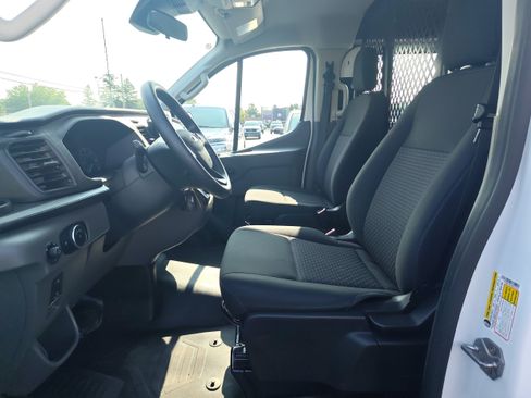 Used 2025 Ford Transit 250 Low Roof w/ Exterior Upgrade Package RWD image 9