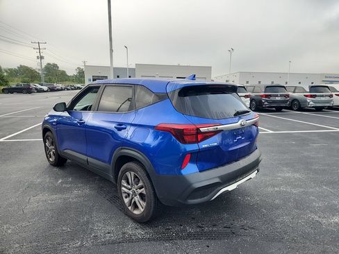 Used 2021 Kia Seltos LX AWD/4WD image 4