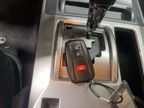 Used 2024 Toyota 4Runner SR5 image 34