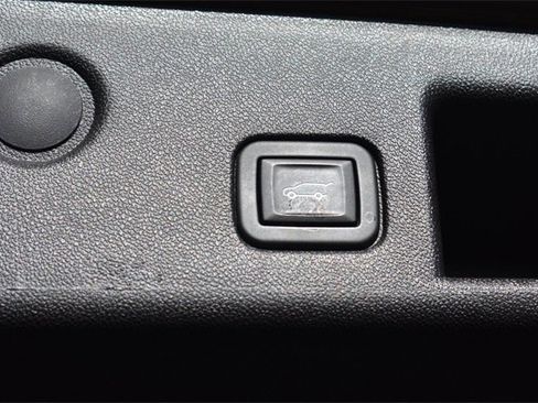 Certified 2024 Chevrolet Equinox LT image 18