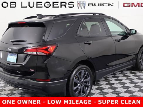 Certified 2022 Chevrolet Equinox RS w/ LPO, Floor Liner Package image 6