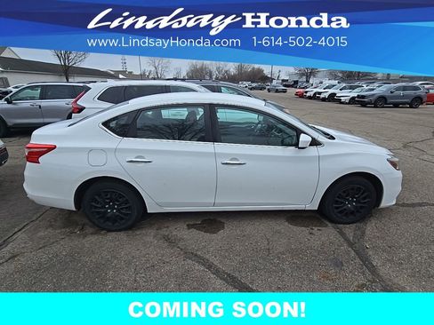 Used 2017 Nissan Sentra S image 3