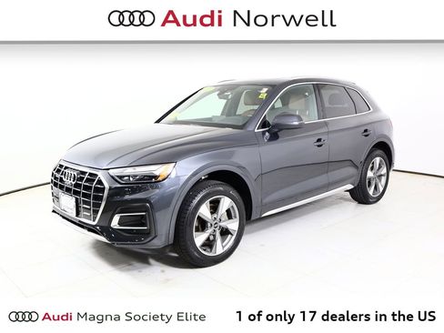 Used 2023 Audi Q5 2.0T Premium Plus w/ Premium Plus Package AWD/4WD image 11