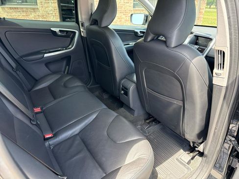 Used 2016 Volvo XC60 T5 Premier AWD/4WD image 44