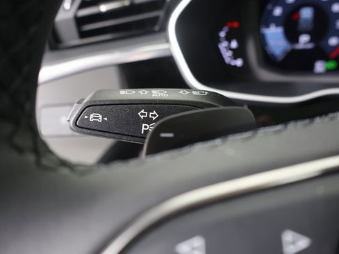 Certified 2025 Audi Q3 2.0T Premium w/ Convenience Package image 30