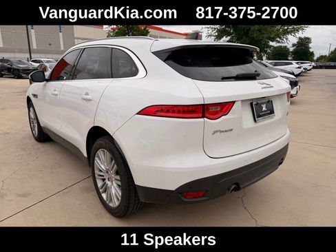 Used 2020 Jaguar F-PACE Premium image 2