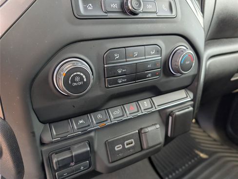 Used 2024 Chevrolet Silverado 1500 Custom AWD/4WD image 19