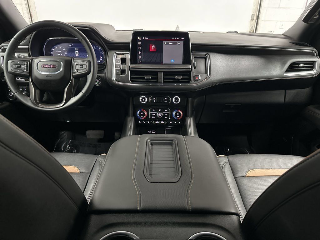 Used 2024 GMC Yukon AT4 w/ Technology Package AWD/4WD image 23