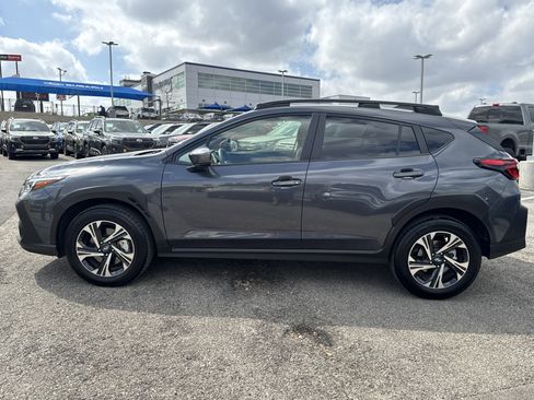 Certified 2025 Subaru Crosstrek 2.0i Premium image 6