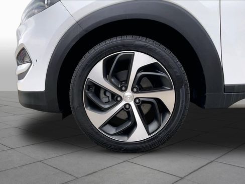 Used 2017 Hyundai Tucson Sport w/ Cargo Package AWD/4WD image 11