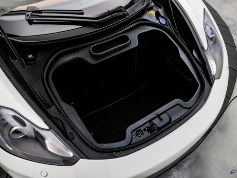 Used 2013 McLaren MP4-12C Spider image 96