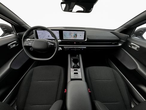 New 2025 Hyundai Ioniq 6 SE image 13