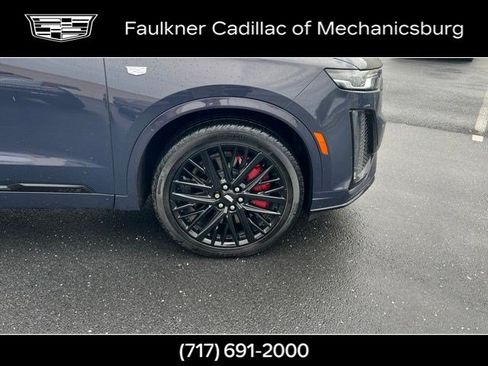Used 2024 Cadillac XT6 Sport w/ LPO, ONYX Package AWD/4WD image 33