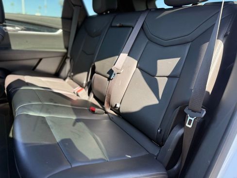 Used 2024 Cadillac XT5 Premium Luxury image 4