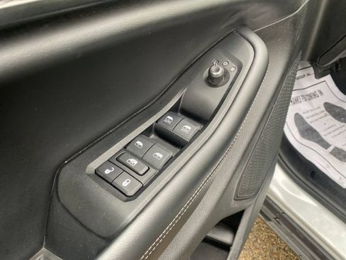 Used 2024 Jeep Grand Cherokee Altitude AWD/4WD image 24