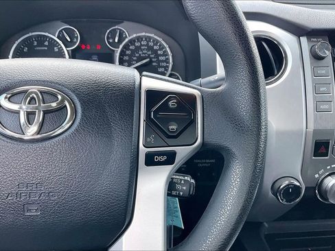 Used 2017 Toyota Tundra SR5 image 11