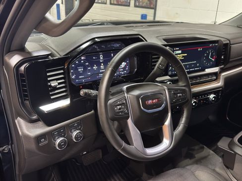 Used 2024 GMC Sierra 1500 Elevation w/ X31 Off-Road Package AWD/4WD image 20