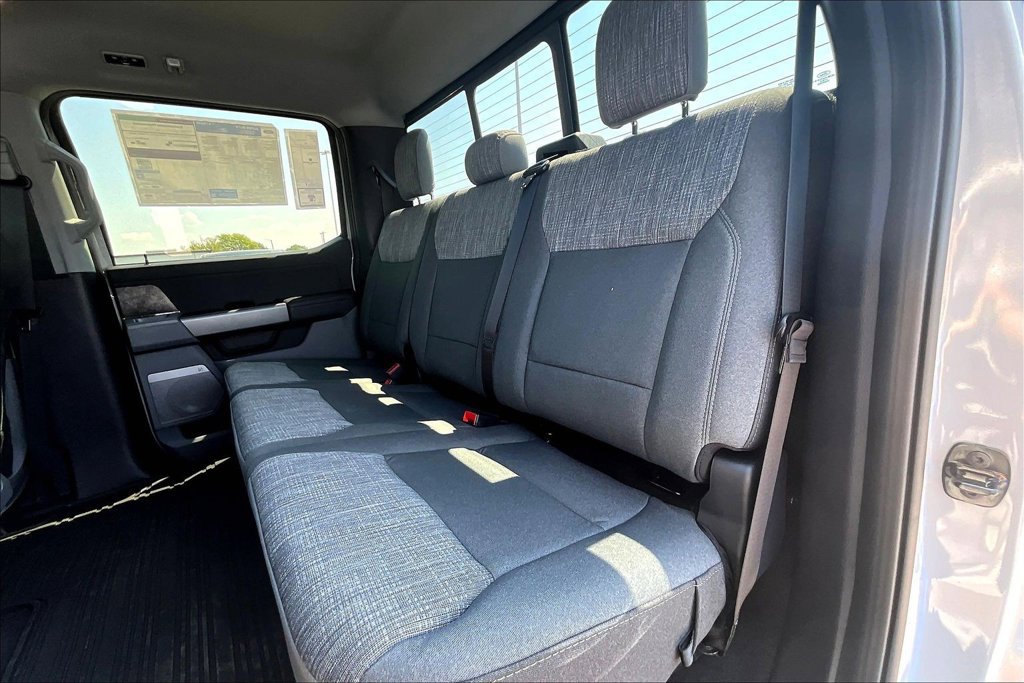 New 2026 Ford F350 XLT w/ XLT Premium Package AWD/4WD image 10