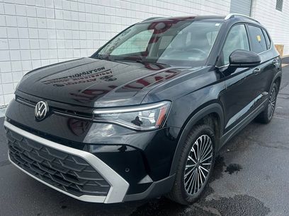 Used 2025 Volkswagen Taos SE