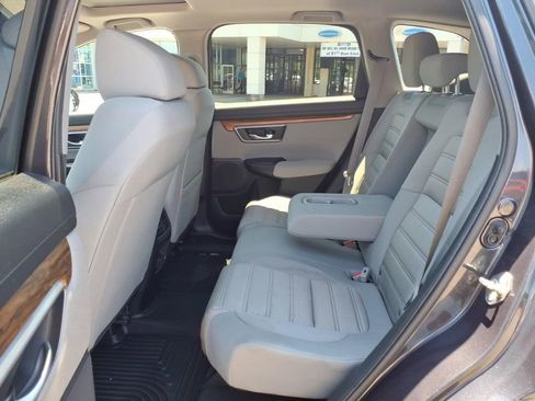 Used 2017 Honda CR-V EX image 6
