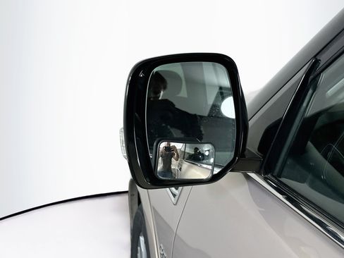 Used 2019 INFINITI QX80 Luxe RWD image 16