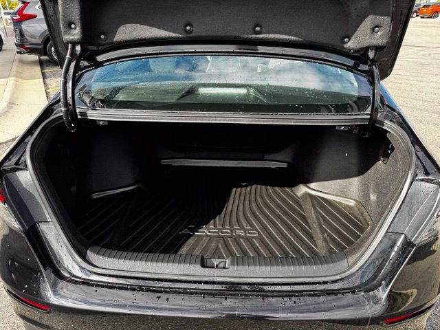 Certified 2025 Honda Accord SE image 8